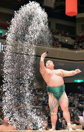 塩に気を使ってる？ 健康は塩からですよ