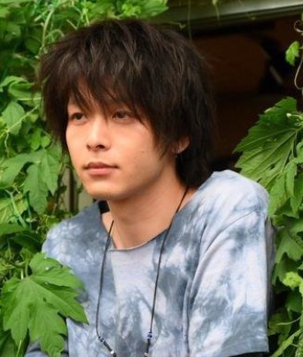 星野源、さんまからの直球質問「芝居するのと曲作るのどっちが好き?」に…。