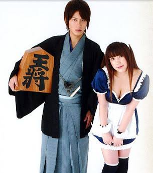 仲里依紗、引き締まった美腹筋に反響「理想体型」「完璧ボディ」