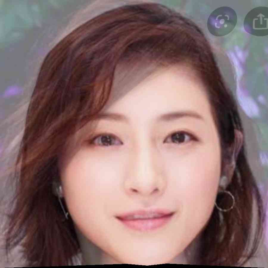 自分に似てる芸能人の最上位と最下位を合成するトピ
