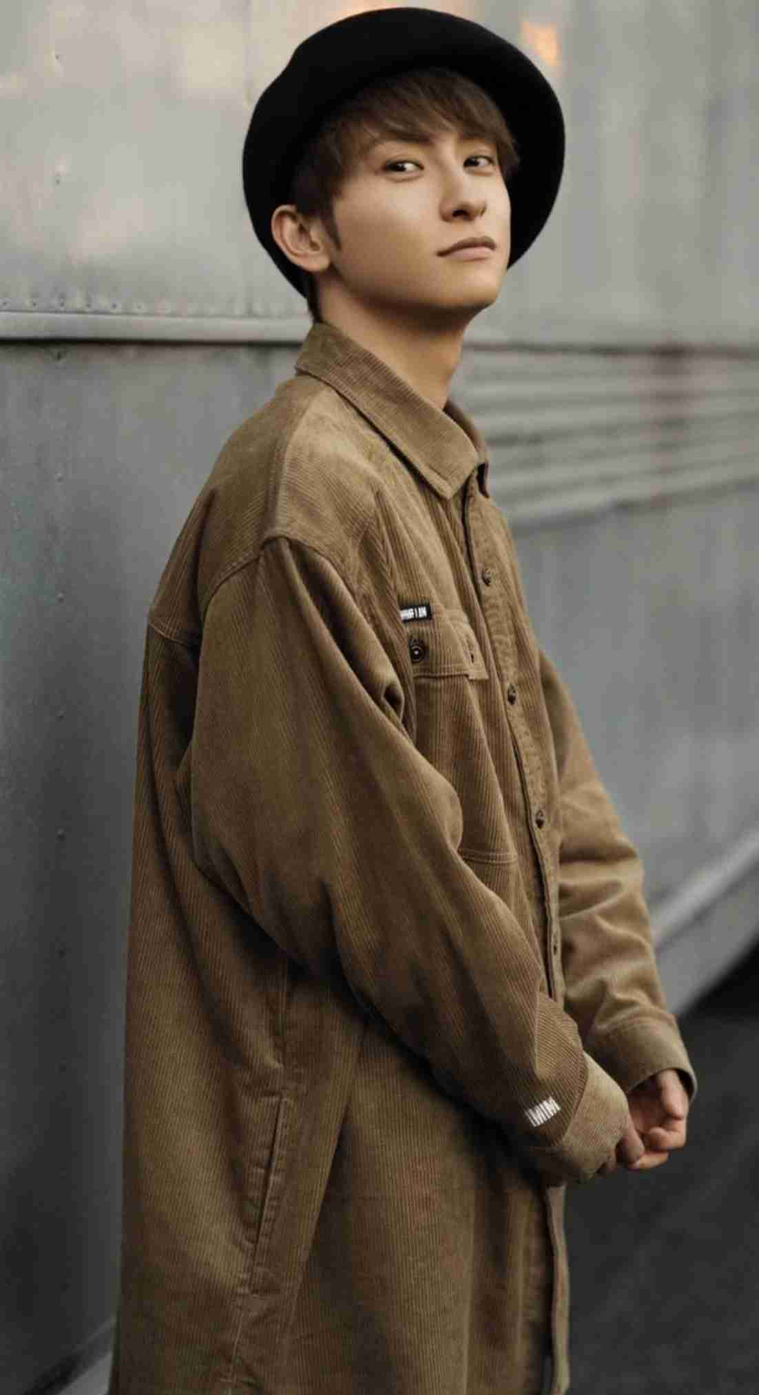 AAA・日高光啓、ベッド動画の