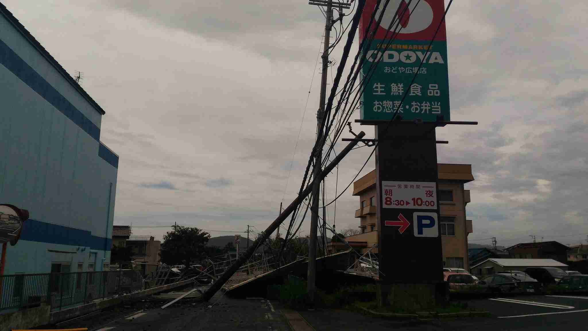 【台風】関東中心に約90万軒停電　復旧のメド立たず