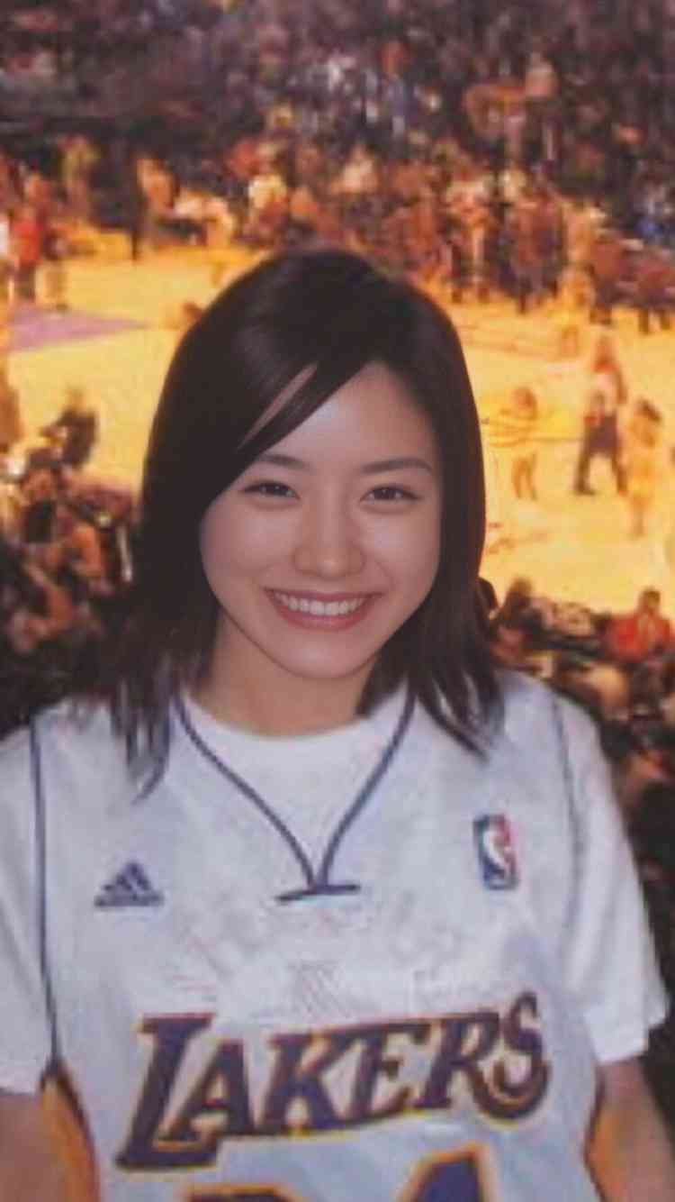 石原さとみ「整形失敗」鼻の下に違和感……新垣結衣や戸田恵梨香と同じ手術か