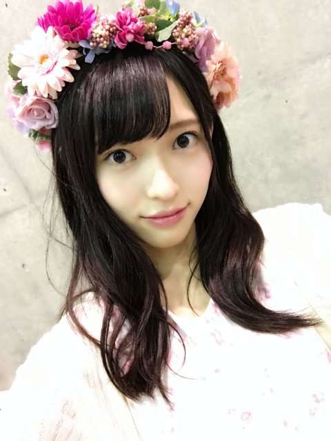 山口真帆、写真集ランキング1位獲得 順調な芸能活動スタート