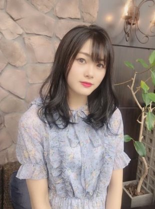 山口真帆、写真集ランキング1位獲得 順調な芸能活動スタート