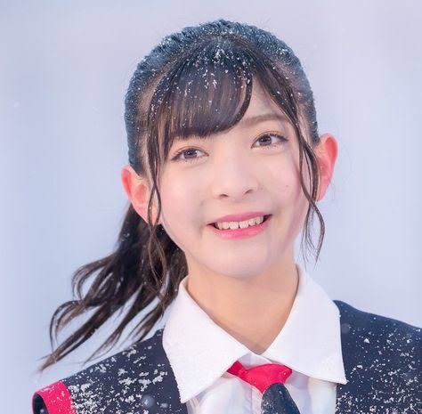 山口真帆、写真集ランキング1位獲得 順調な芸能活動スタート