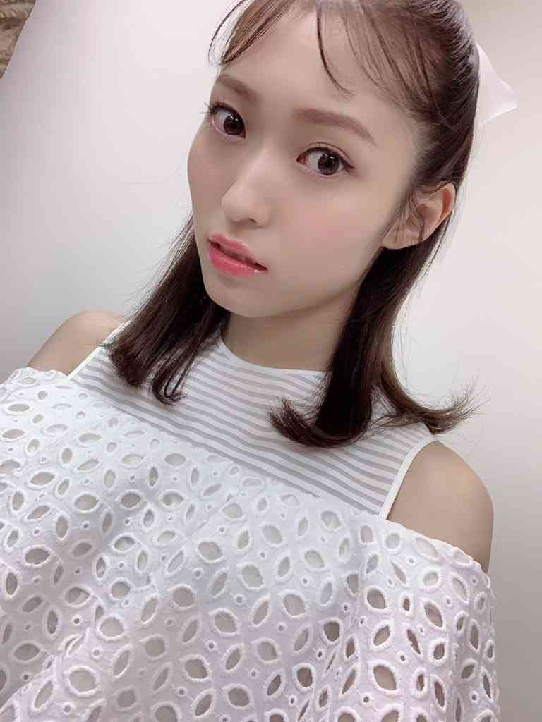 山口真帆、写真集ランキング1位獲得 順調な芸能活動スタート