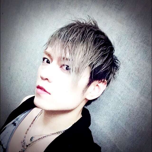 イケメンだと思う邦楽ロックバンド(メンバー）