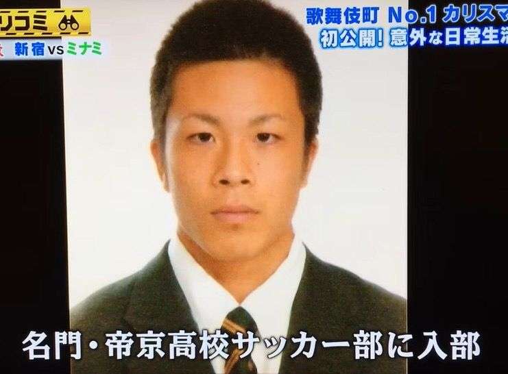 ローランドのあおり運転対策が「宇宙目線」と話題に 「カーナビをこれぐらいのスケールにしておけば…」