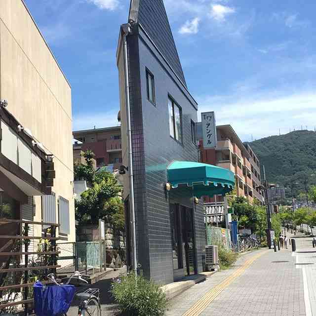 珍建築に興味ある方!