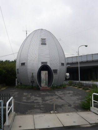 珍建築に興味ある方!