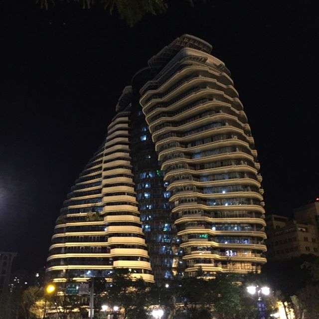 珍建築に興味ある方!