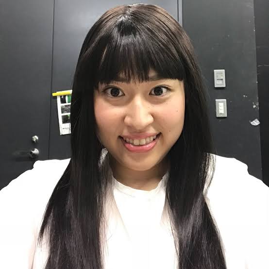 真似してるこの写真、似てる?似てない?