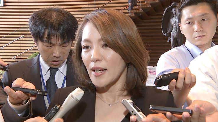 女性の総理が誕生したら日本はどう変わると思いますか？