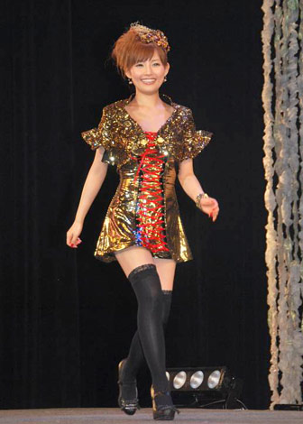 元モー娘。石黒彩と真矢の長女がTVデビュー「顔全体はお父さん似」