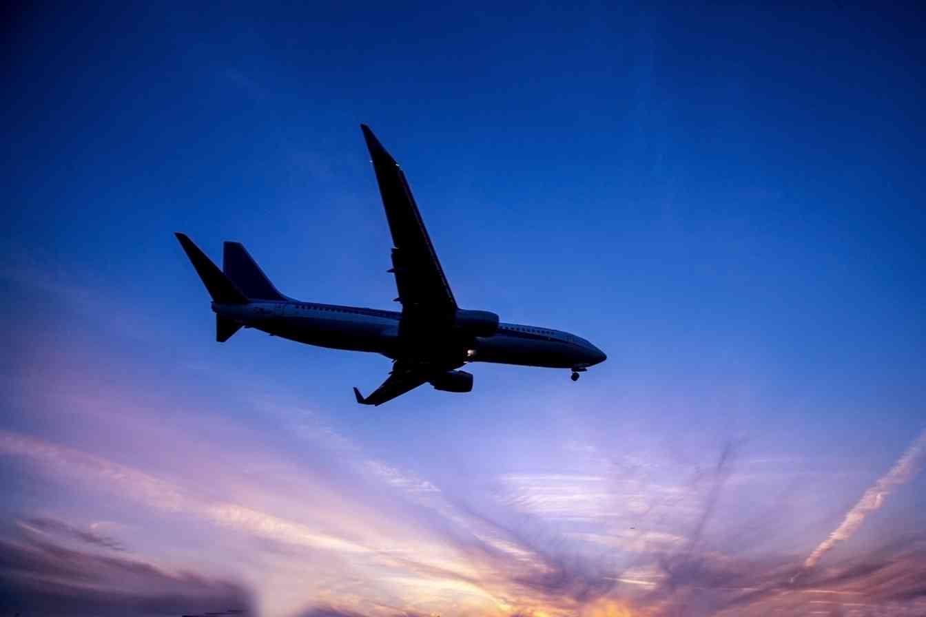 子どもと初飛行機、気をつけるべきことは?