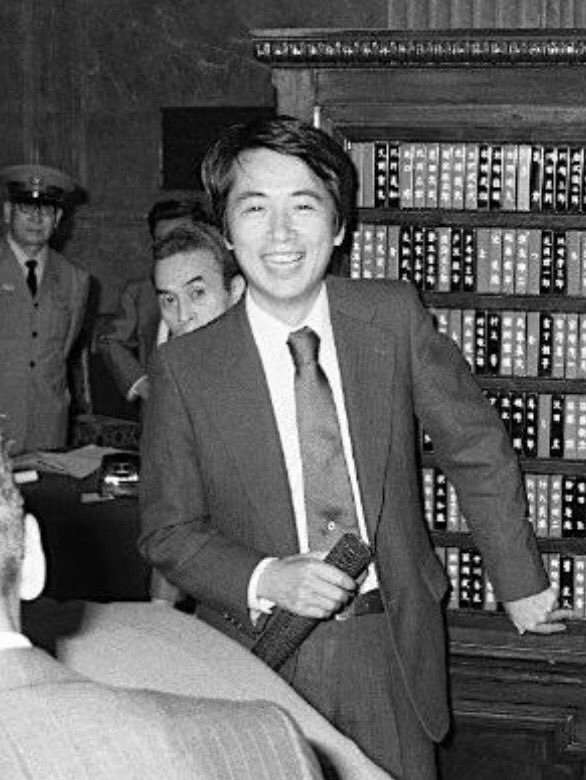 【恐れ知らず！】この政治家さんの若い頃のトピ