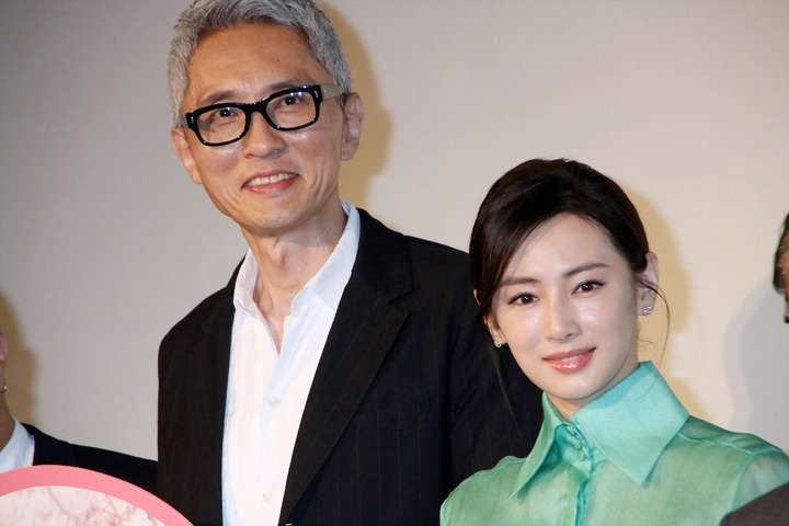 北川景子　“23歳差”松重豊との夫婦役に「年齢の差は関係ないんだな」