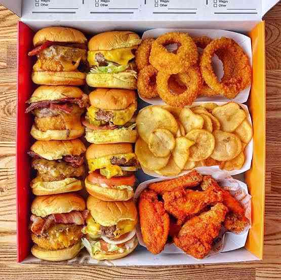 ファストフード、ファミレス、⚪⚪チェーン店の今後どうなると思いますか?