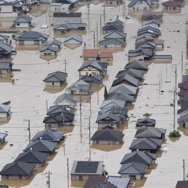 地球史上最大級か？  台風19号の勢力に世界が注目　衛星写真に騒然