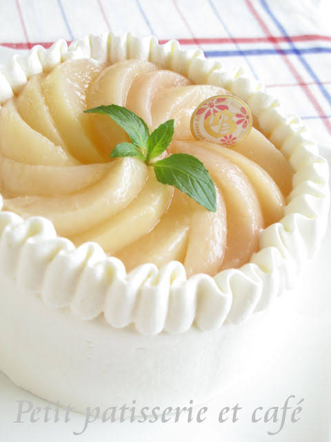 台風をきっかけに男子高校生の弟が作ったケーキが美しすぎた「将来有望なスイーツ研究家」「動機も素晴らしい」
