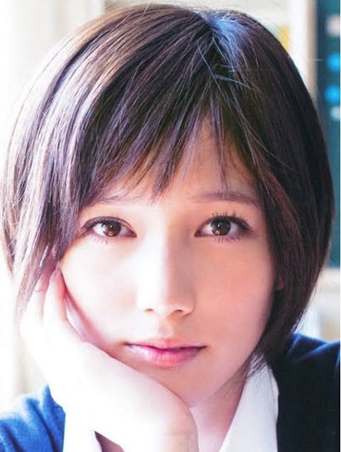 黒髪ショートが似合う人の特徴