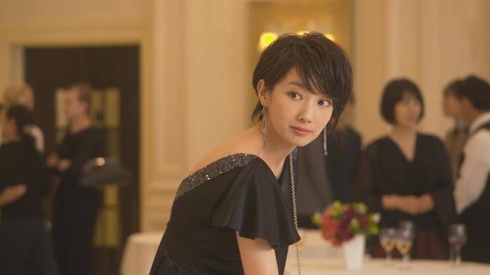 黒髪ショートが似合う人の特徴
