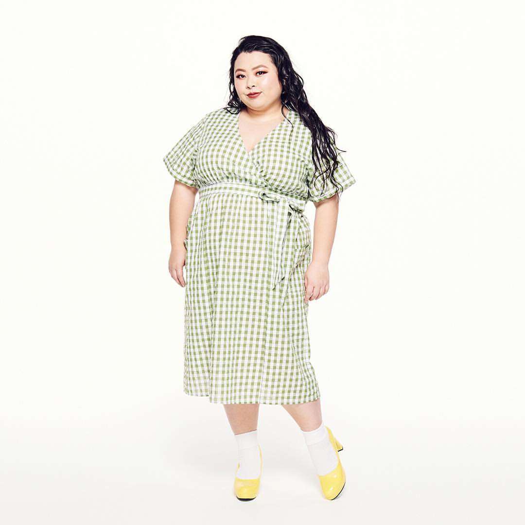 渡辺直美のファッションやメイクを研究するトピ
