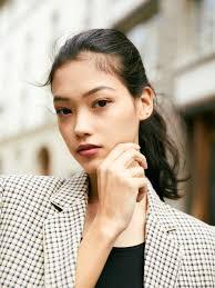 Koki,ミラノコレクションデビュー　美脚際立つ堂々ランウェイ