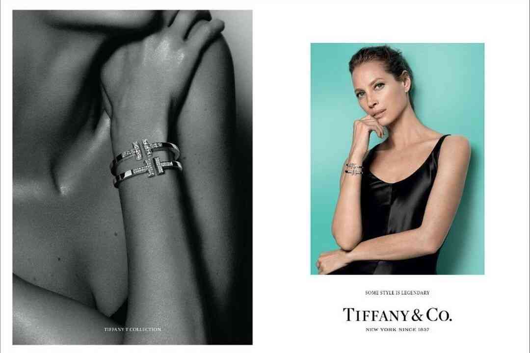 Koki,ミラノコレクションデビュー　美脚際立つ堂々ランウェイ