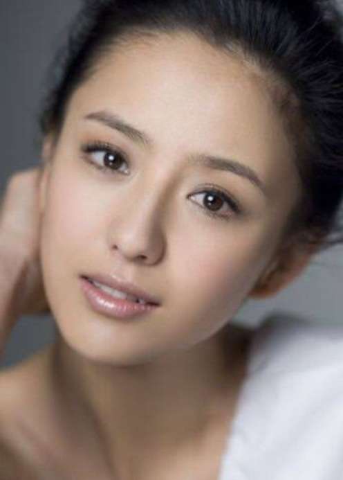 海外の美人を貼るトピ