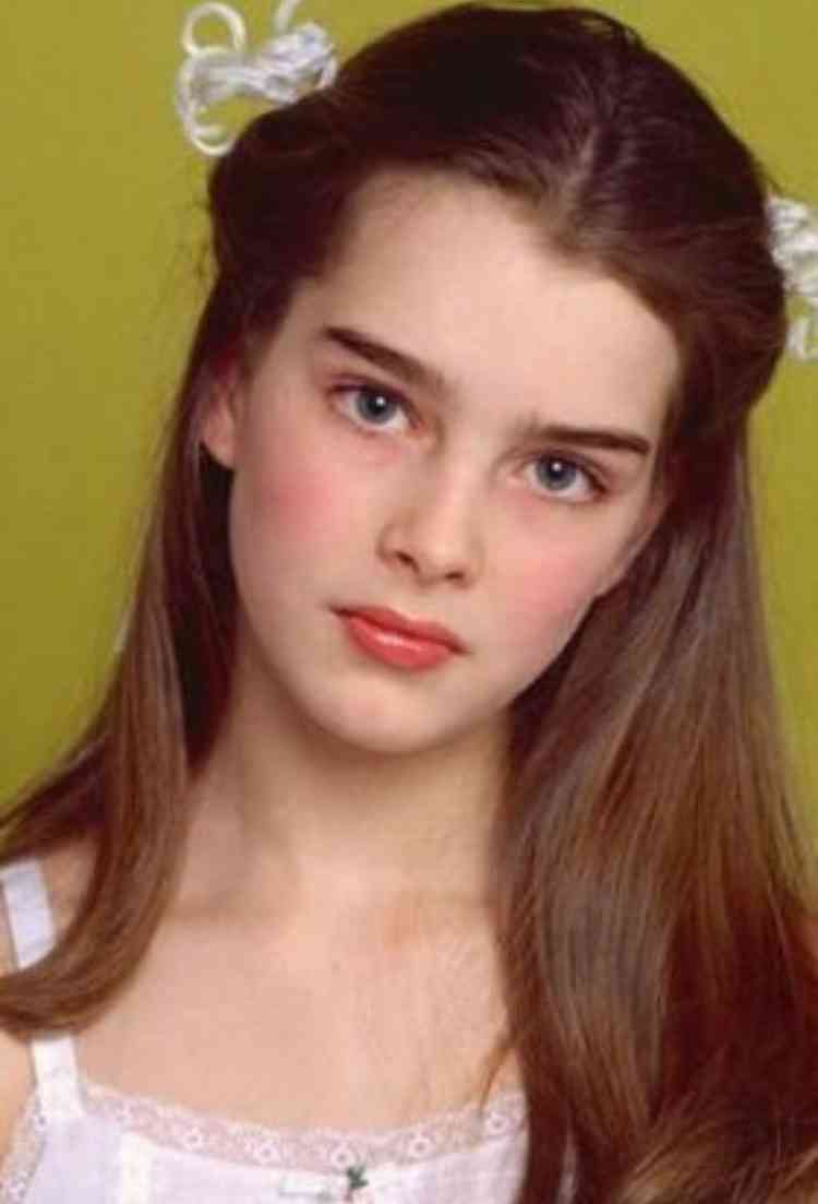 海外の美人を貼るトピ