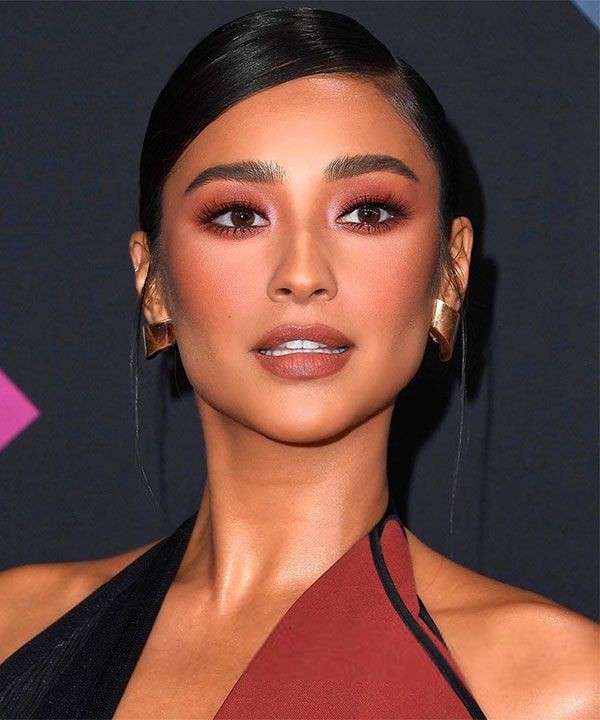海外の美人を貼るトピ