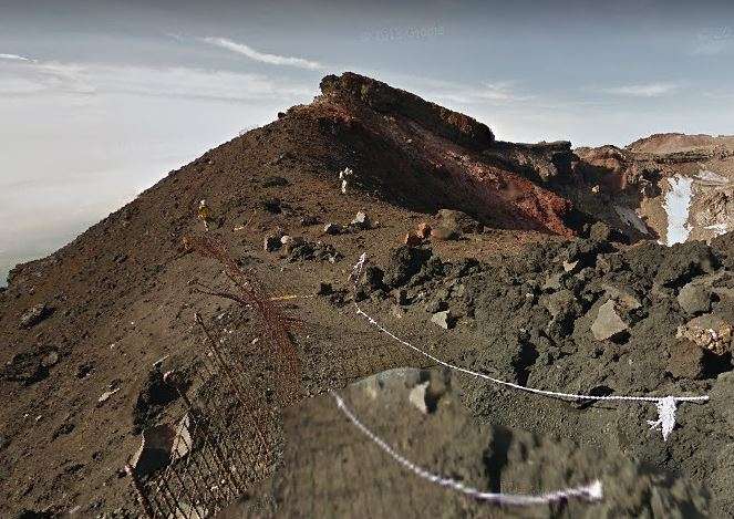 いまだ行方不明　富士山登山を生放送していたニコ生配信者が滑落か　軽装で登山初心者だと推定