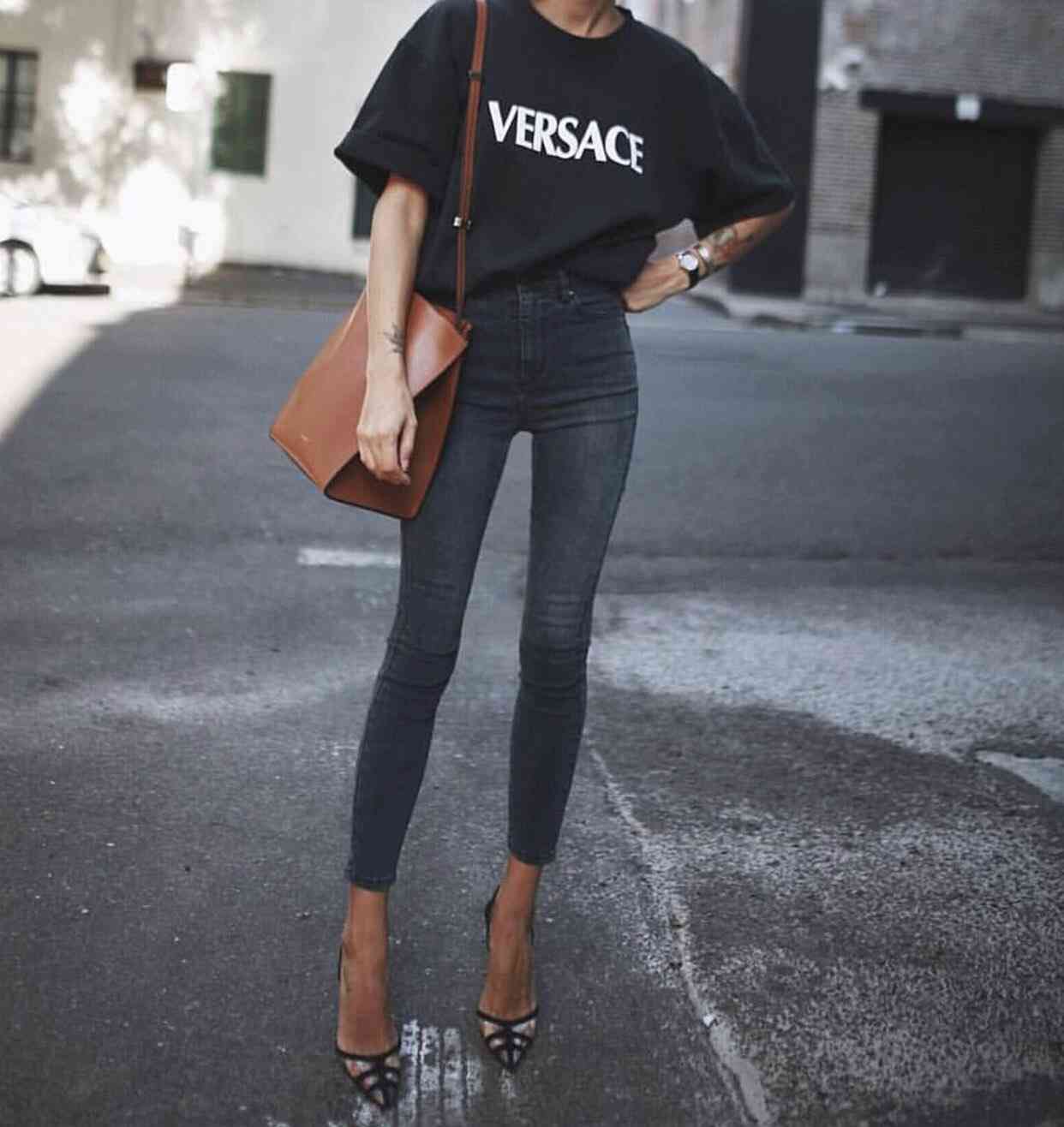 好きな服のテイスト、色や服の組み合わせ、教えて下さい