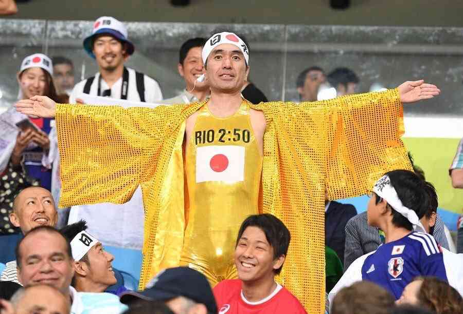 スポーツの応援に来てる観客のコスプレや被り物が見たい!