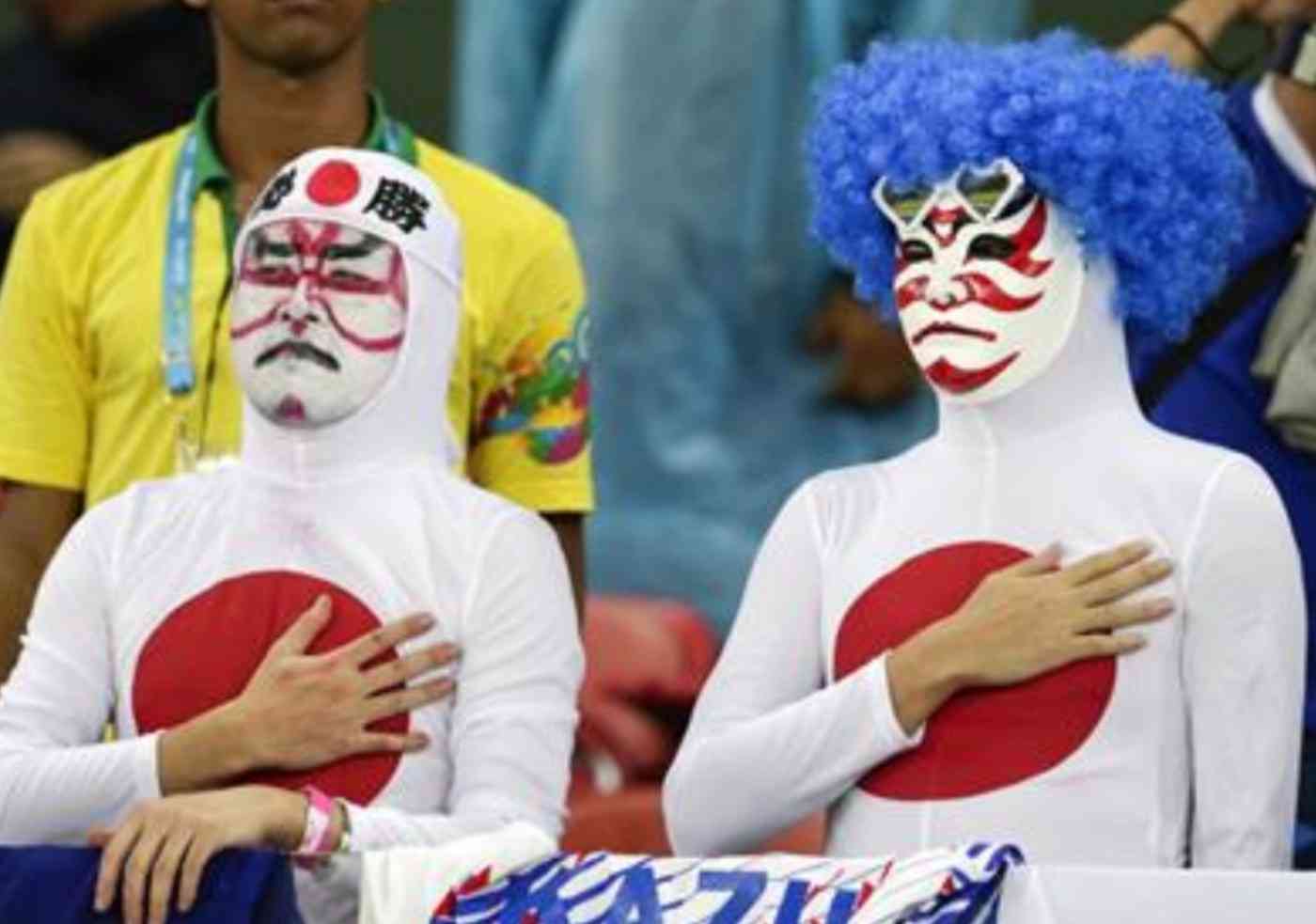 スポーツの応援に来てる観客のコスプレや被り物が見たい!