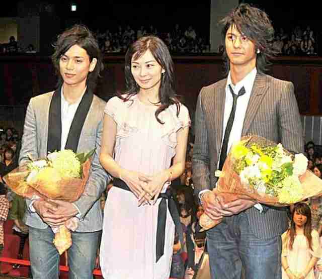 横浜流星、福士蒼汰との“イケメン兄弟”オフショット公開し反響「眩しすぎ」「キメ顔最強です」