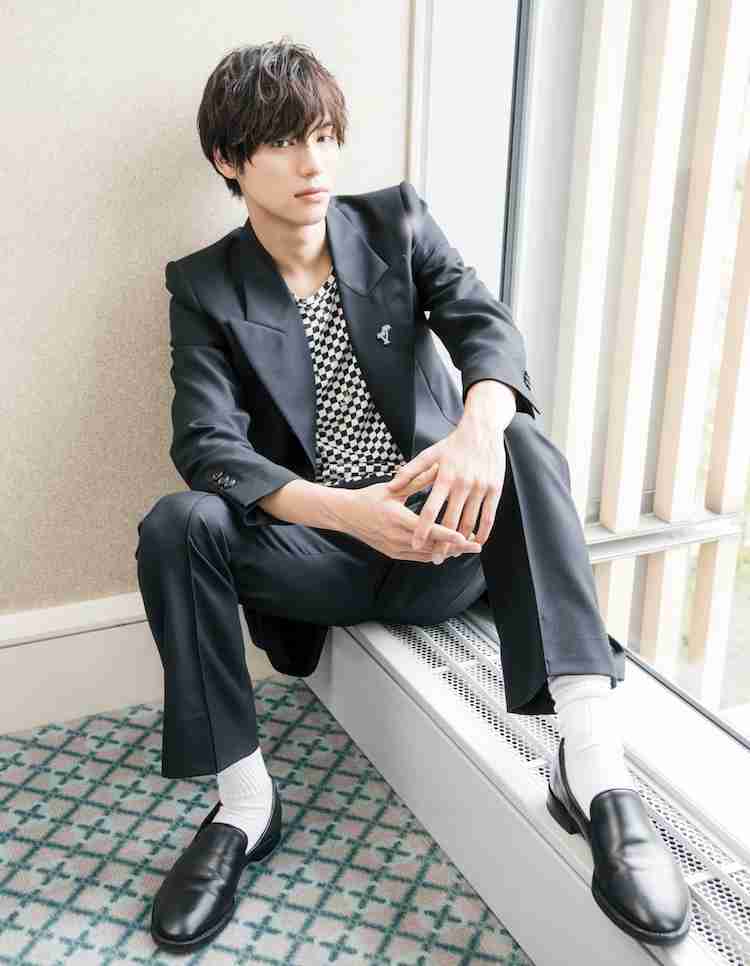 横浜流星、福士蒼汰との“イケメン兄弟”オフショット公開し反響「眩しすぎ」「キメ顔最強です」