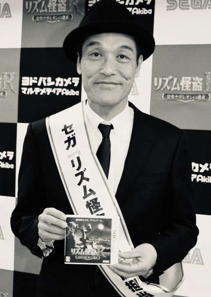 明日花キララ、イケメン父に反響続々 祖父も公開「最強遺伝子」と絶賛の声
