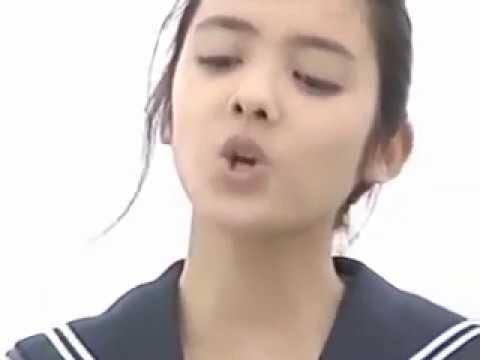 直接言わずにわざと本人に聞こえるように悪口を言う人