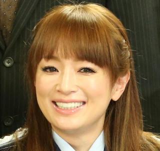 浜崎あゆみ、オリジナル香水を発売　その「値段」に驚きの声