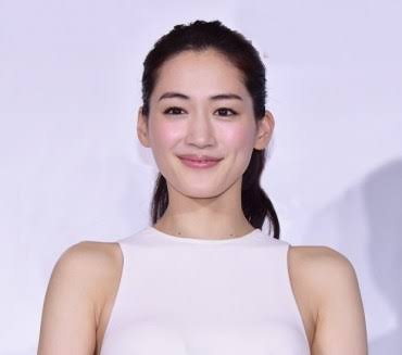 令和最初の『紅白歌合戦』 司会に「また綾瀬はるか」の裏事情