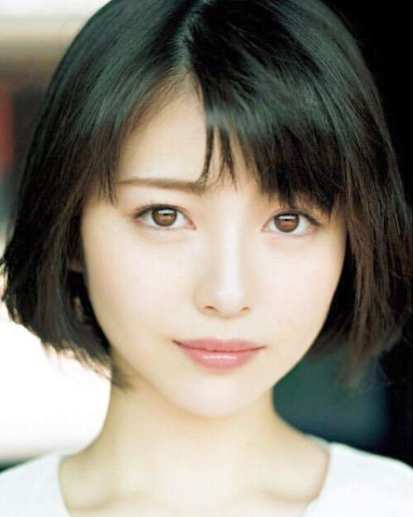 色んな浜辺美波が見たい