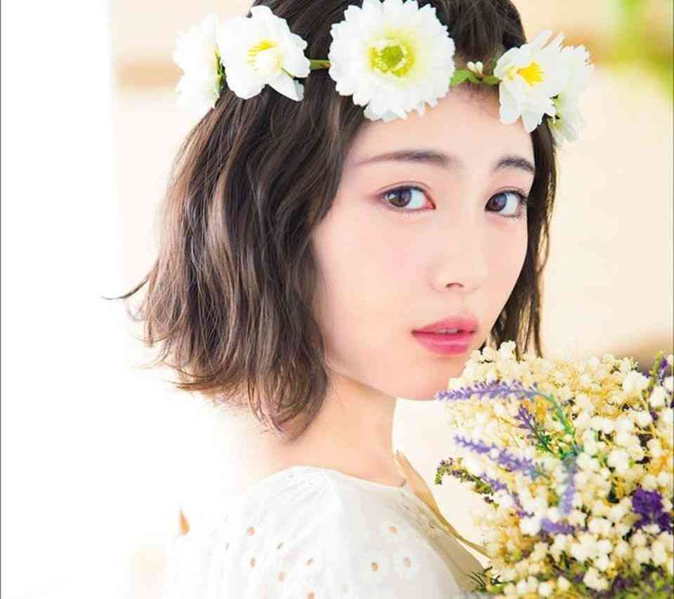 色んな浜辺美波が見たい