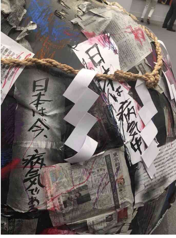 「表現の不自由展」“再開賛成”のプラカード持った女性が叩かれケガ 51歳男を緊急逮捕