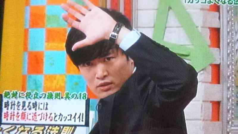 工藤静香、穴あきダメージデニムの全身ショットが反響「足長すぎ」「どんだけスタイルいいの」