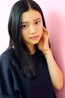 杉咲花、22歳の誕生日を綾野剛・板谷由夏らが祝福