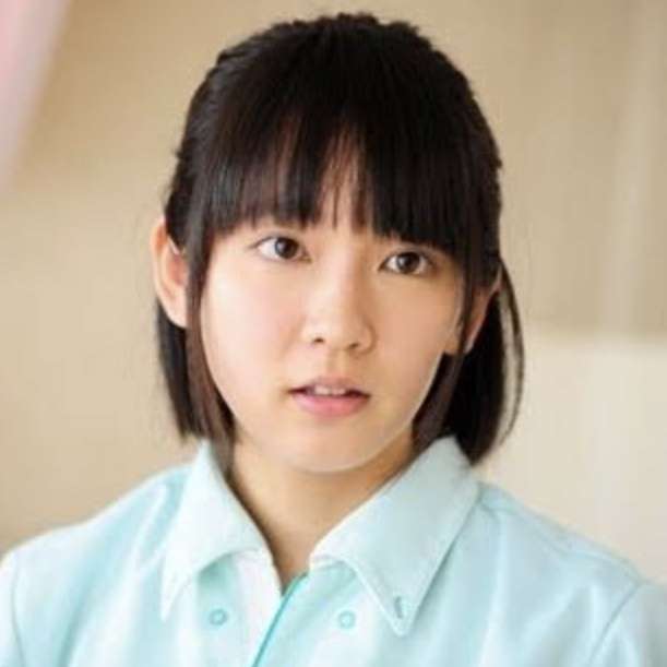 吉岡里帆が生放送中に心が折れて涙目に！男気フォローした吉沢亮と「熱愛の予感」が!?