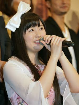 <福原遥>おしゃれすぎる天才ハッカーに? 「衝撃的可愛さ」のオフショット公開